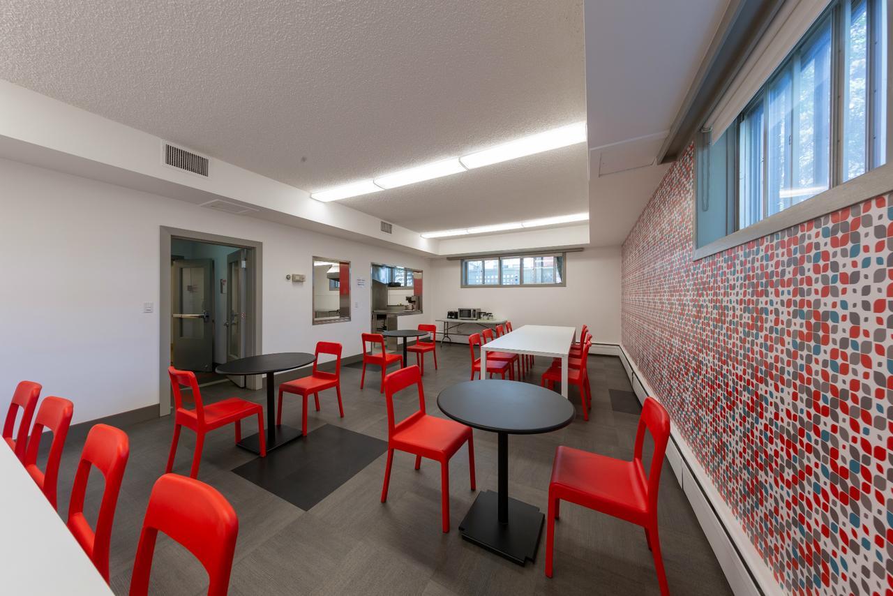 Hi Edmonton - Hostel Экстерьер фото